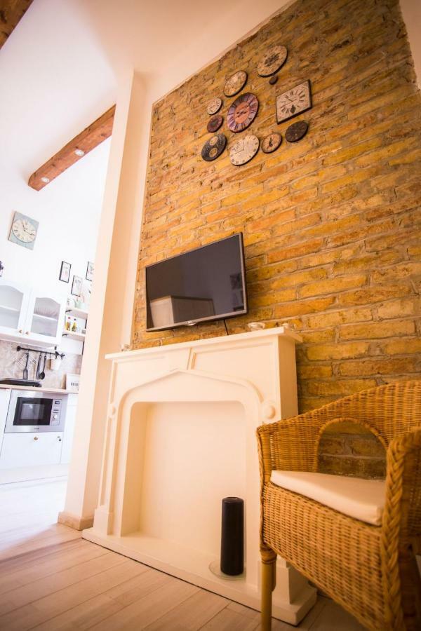 Ferienwohnung Izabella Vintage Style Budapest Exterior foto