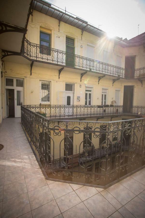 Ferienwohnung Izabella Vintage Style Budapest Exterior foto